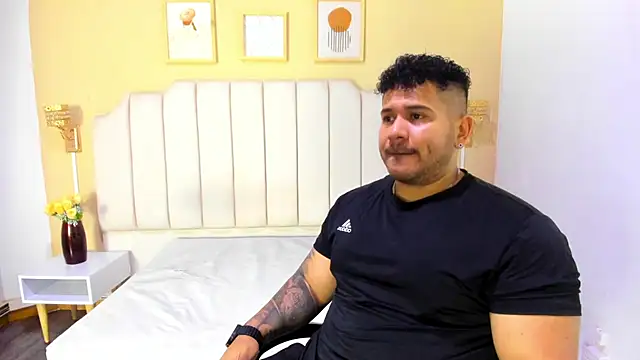 michael hill1 online show from October 27, 2025, 7:51 pm