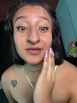 EVAH LEE  online show from March 18, 2026, 12:58 am