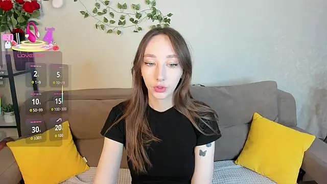 Miche1le Allenne online show from November 4, 2025, 1:05 am