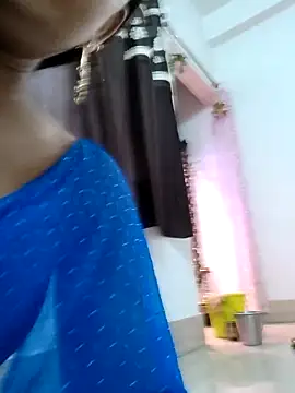 Sofia-ex online show from October 5, 2025, 7:50 am