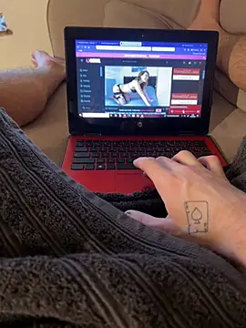 Zoro404040 online show from February 10, 2026, 11:58 am