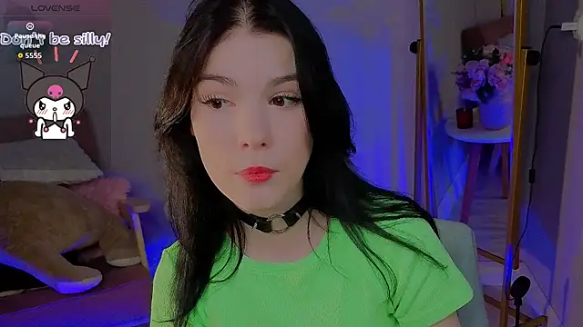 Sophie SkyAngel online show from October 16, 2025, 1:23 pm