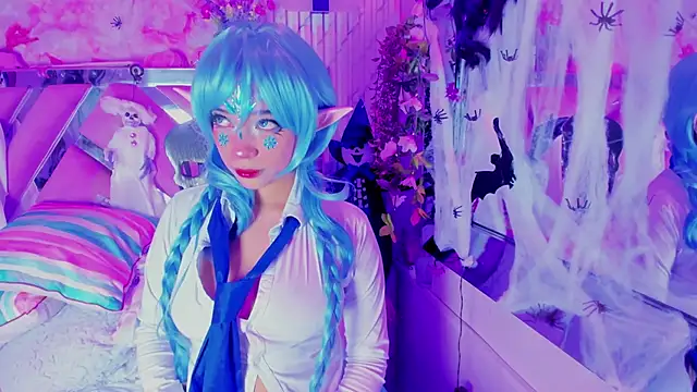 Akane Hikari  online show from October 28, 2025, 3:32 am