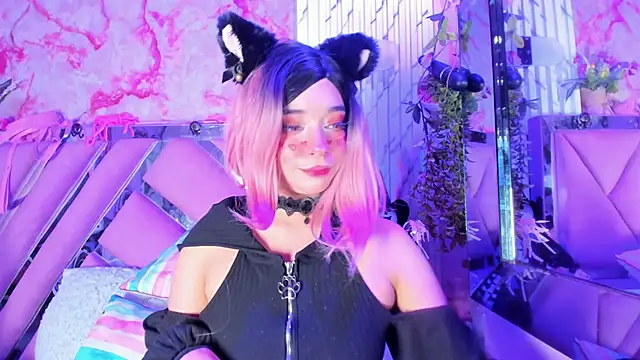 Akane Hikari  online show from December 4, 2025, 3:27 am