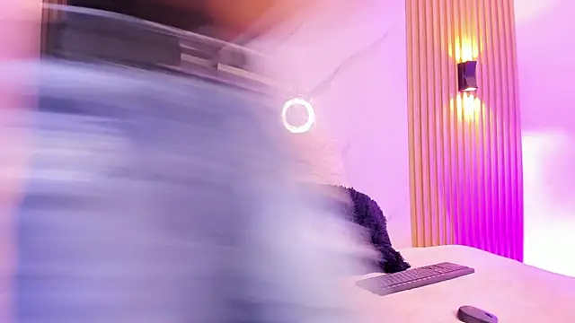 imtammy lynn  online show from April 10, 2026, 11:59 am