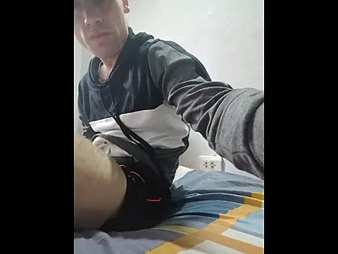 alex-golden online show from November 30, 2025, 3:38 pm