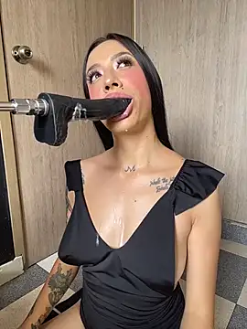 ValentinaBianchi online show from February 16, 2026, 6:48 pm