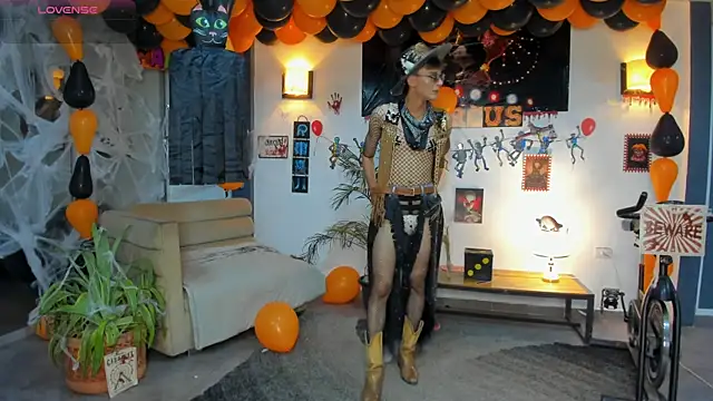 Bisexlifehot   online show from October 30, 2025, 11:16 pm