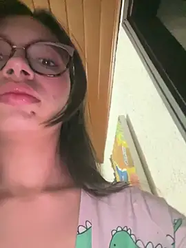 Snapshot of paola2777 chatting on March 3, 2026, 3:12 am paola2777 online show from March 3, 2026, 3:12 am