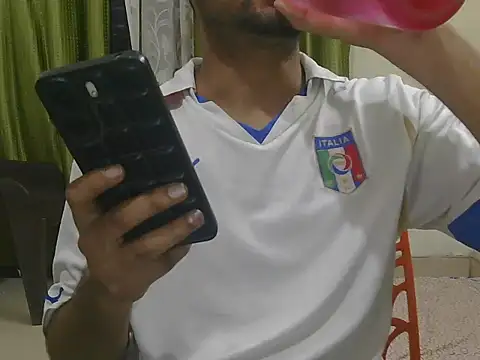 Snapshot of ursdreamperson chatting on June 2, 2026, 1:57 pm ursdreamperson online show from June 2, 2026, 1:57 pm