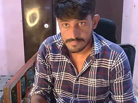 krishjaat43 online show from July 8, 2026, 3:38 pm