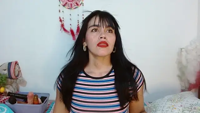 angelly  kate online show from April 9, 2026, 2:11 am