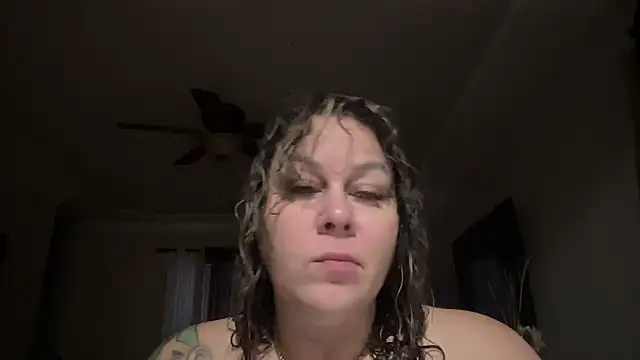 number1slut online show from December 5, 2025, 12:58 pm