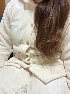 mayu06000 online show from November 4, 2025, 4:28 pm