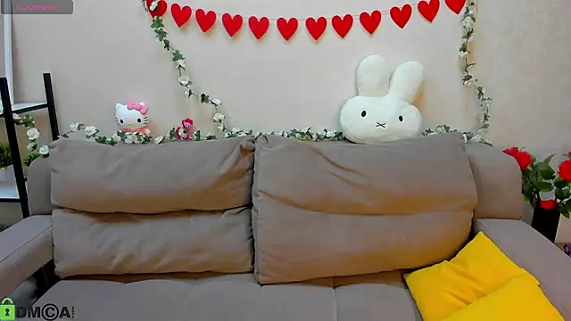 Lori Blossom online show from February 26, 2026, 9:19 am