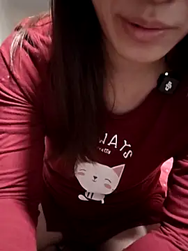 hihiakiko online show from November 19, 2025, 3:12 pm