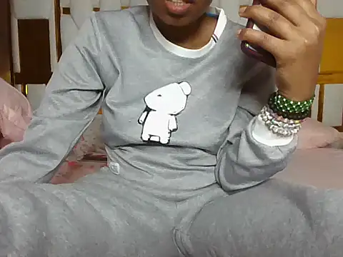 Nodia32 online show from September 24, 2025, 11:24 am