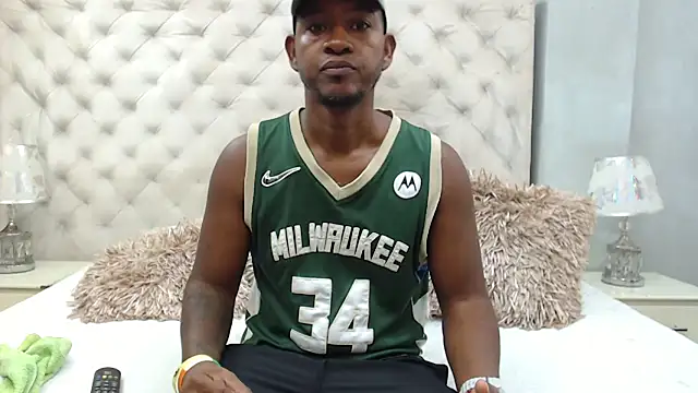 AndyCalifornia1 online show from September 30, 2025, 12:32 pm