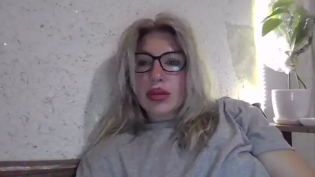 fox red lady7 online show from April 6, 2026, 8:54 pm