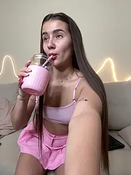 KathrynBrooks online show from February 11, 2026, 6:57 pm