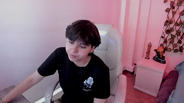 Nathaly ds online show from January 10, 2026, 6:53 pm