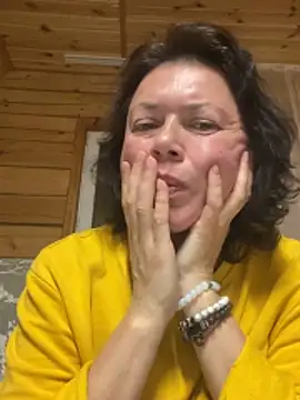 Kiravix online show from April 14, 2026, 8:04 pm