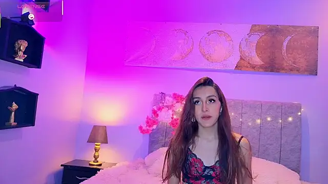 antonellastar24  online show from September 15, 2025, 7:58 pm