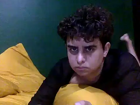 Snapshot of Thiagoforyou chatting on October 15, 2025, 5:29 am Thiagoforyou online show from October 15, 2025, 5:29 am