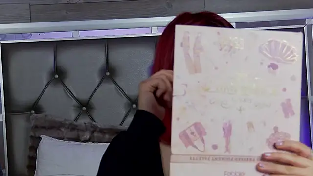 LunaHart online show from February 28, 2026, 6:14 am