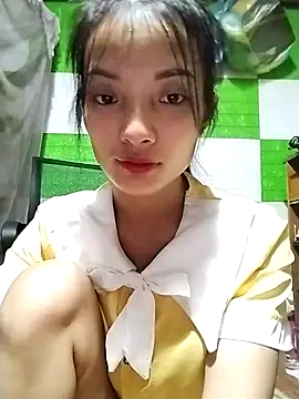 Snapshot of tdtd98 chatting on October 28, 2025, 4:20 pm tdtd98 online show from October 28, 2025, 4:20 pm