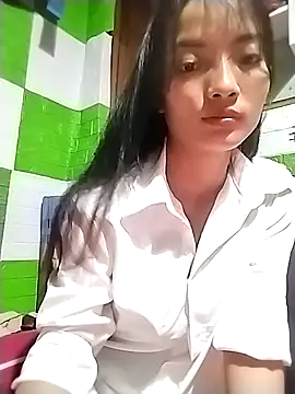 Snapshot of tdtd98 chatting on December 22, 2025, 6:27 pm tdtd98 online show from December 22, 2025, 6:27 pm