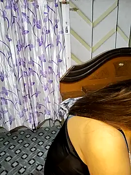 Anushka14321 online show from November 11, 2025, 2:50 pm