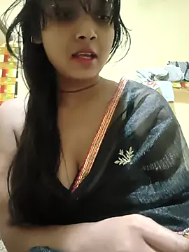 RAYI Queen 2 online show from November 25, 2025, 9:53 am