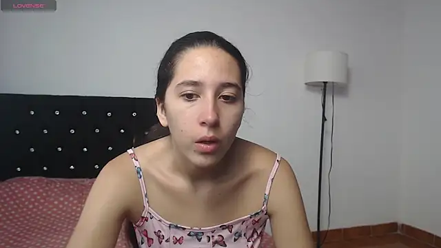 Snapshot of lilacream chatting on September 11, 2025, 2:17 pm lilacream online show from September 11, 2025, 2:17 pm