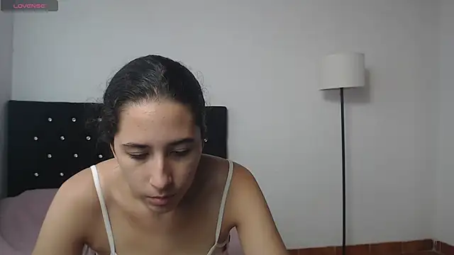 Snapshot of lilacream chatting on September 28, 2025, 3:50 pm lilacream online show from September 28, 2025, 3:50 pm