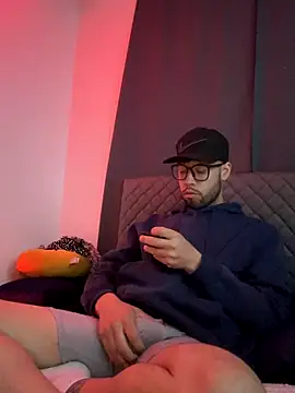 stalinhernandez online show from November 6, 2025, 11:44 am