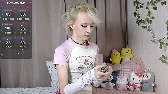 Snapshot of NextVibe_ chatting on October 22, 2025, 5:02 pm NextVibe online show from October 22, 2025, 5:02 pm