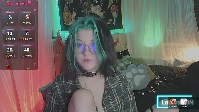 Snapshot of Miko_Meow chatting on March 1, 2026, 4:53 pm Miko Meow online show from March 1, 2026, 4:53 pm