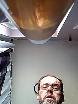 Lesterhorny69 online show from July 16, 2026, 3:07 pm