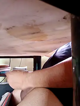 cherlebrow online show from March 28, 2026, 1:43 pm