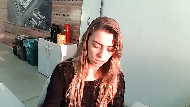 Snapshot of SweetGraciosa chatting on September 23, 2025, 8:23 pm SweetGraciosa online show from September 23, 2025, 8:23 pm
