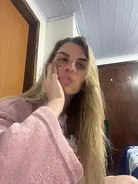 SweetGraciosa online show from November 23, 2025, 11:15 pm