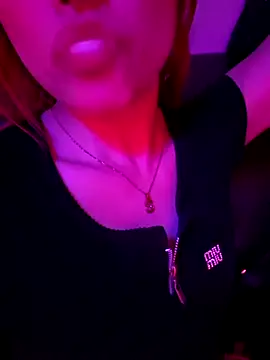 NahomiRichards  online show from February 8, 2026, 11:02 am