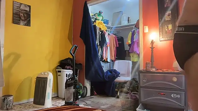 bearcub300 online show from November 18, 2025, 5:45 am