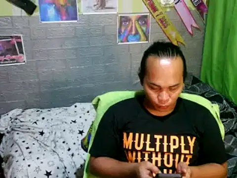 urdreamgirljacky online show from May 26, 2026, 3:19 pm