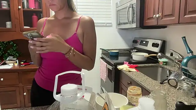 prettyykitty22 online show from May 25, 2026, 4:57 pm