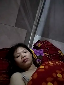 LinhNa999 online show from November 20, 2025, 1:22 pm