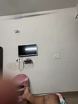 Snapshot of Hotguyforfun chatting on October 21, 2025, 10:54 pm Hotguyforfun online show from October 21, 2025, 10:54 pm