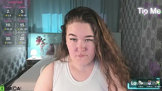 Tara Torres online show from September 26, 2025, 7:34 am