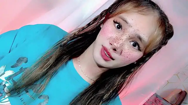 Snapshot of Sugarfucker20 chatting on November 24, 2025, 12:05 pm Sugarfucker20 online show from November 24, 2025, 12:05 pm